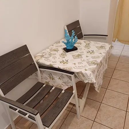 Vasiliki Apartment *